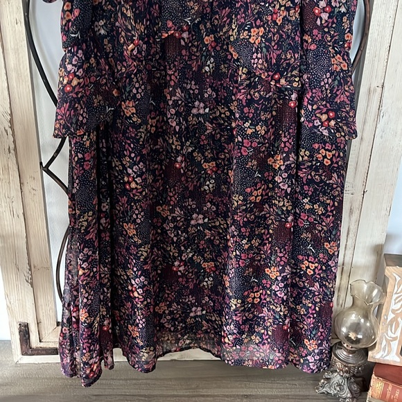 NWT Arula Floral Ruffle Accent Dress - Picture 3 of 10